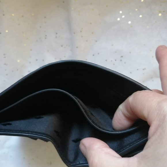 Kate Spade wallet - Picture 5 of 5